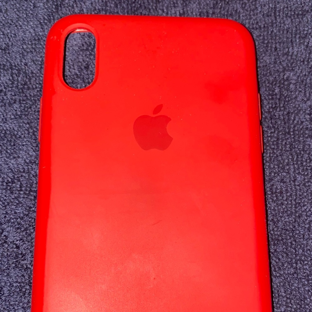 iPhone XS MAX RED case.